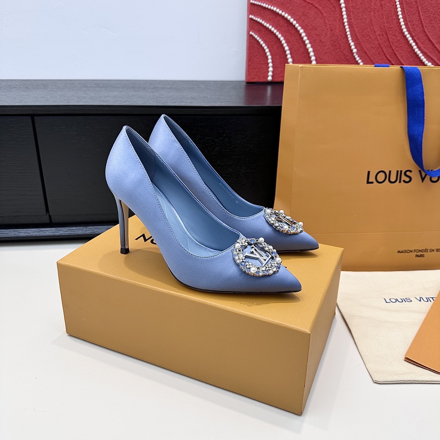 Women's high heels